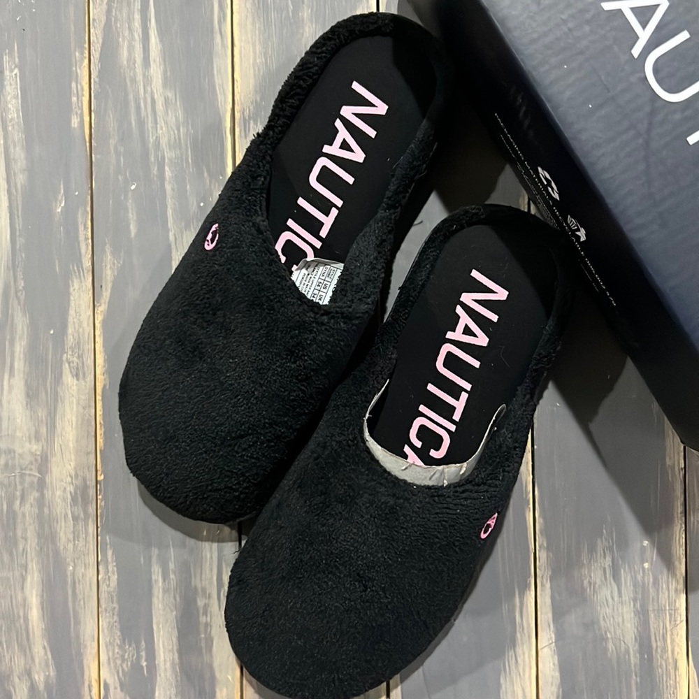Nautica Women's J-class Micro Terry Slipper